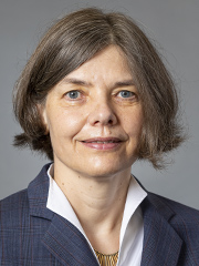 Portrait of Prof. Dr. Blanche Schwappach-Pignataro